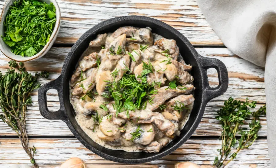 mushroom strogranoff