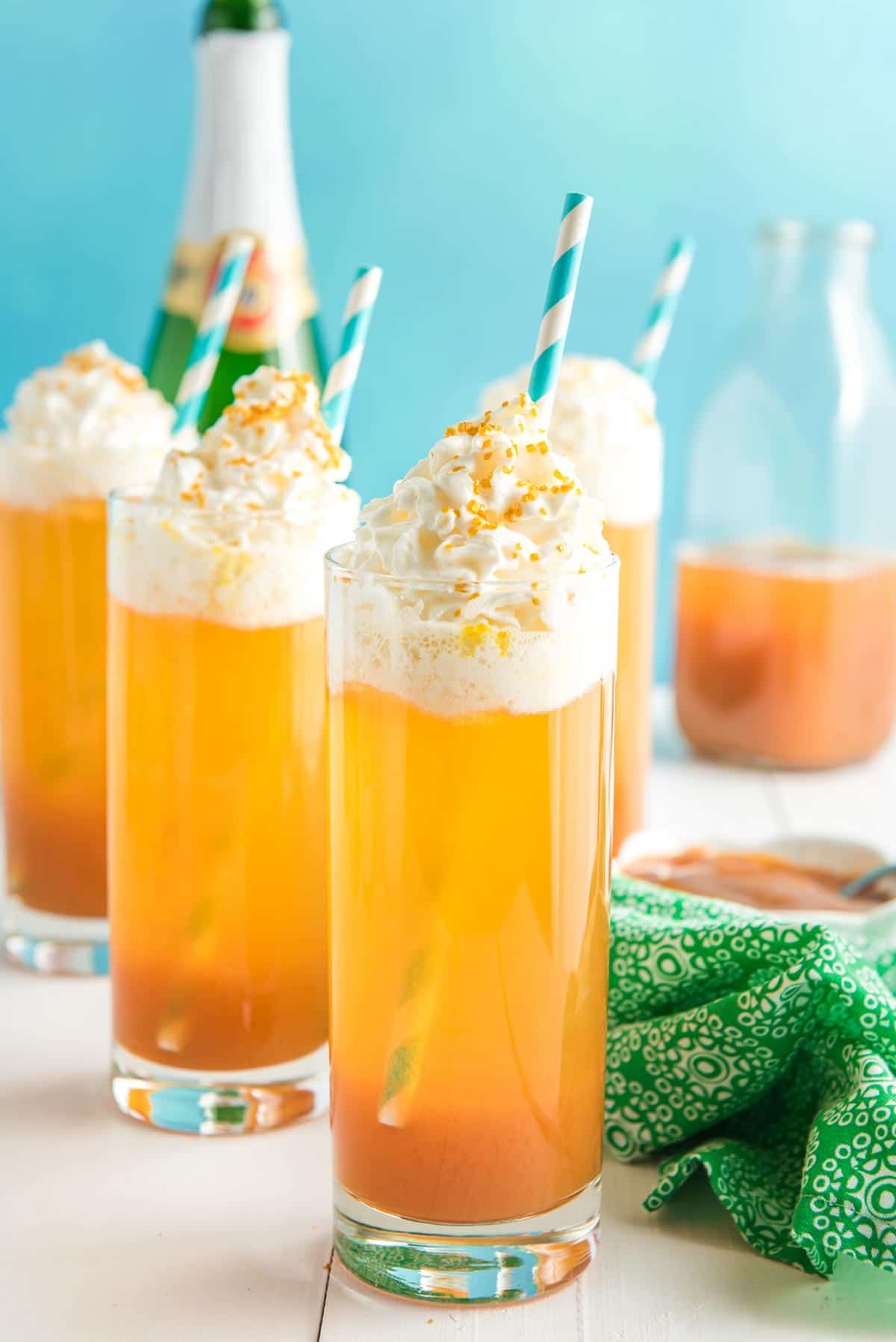 caramel-apple-drink mocktail
