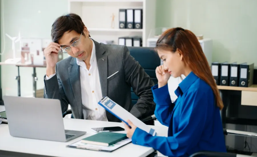 colleagues having conflicts at work