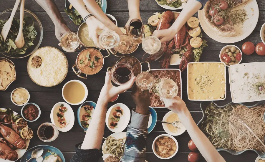 how to host a dinner party