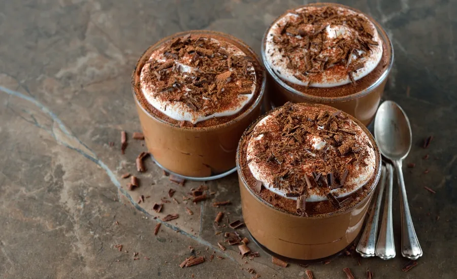 4 ingredient chocolote mousse for national chocolate day